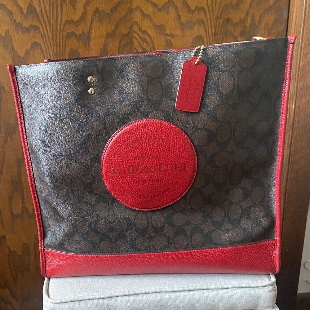 Coach Dempsey Tote 40